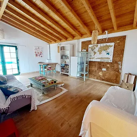 Eco Casa Tierra *